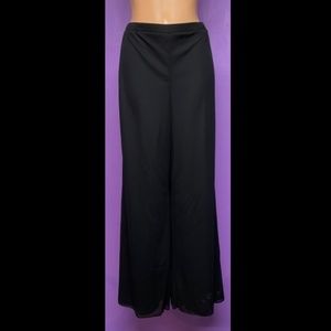 Xcape Women's Pants size L